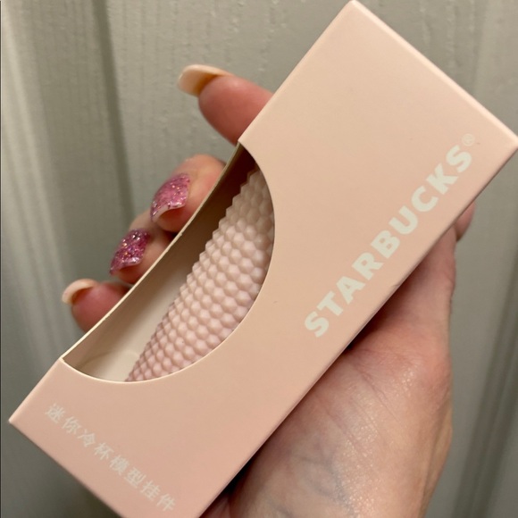 Price FIRM New Starbucks Pink Sakura Keychain/Ornament - Picture 2 of 3
